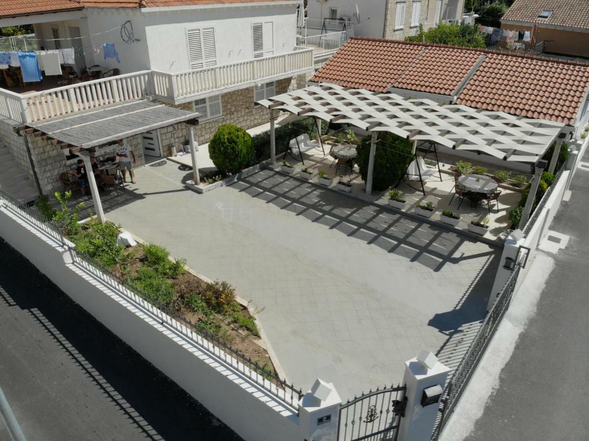 Apartments Marija Vukas دوبروفينك المظهر الخارجي الصورة